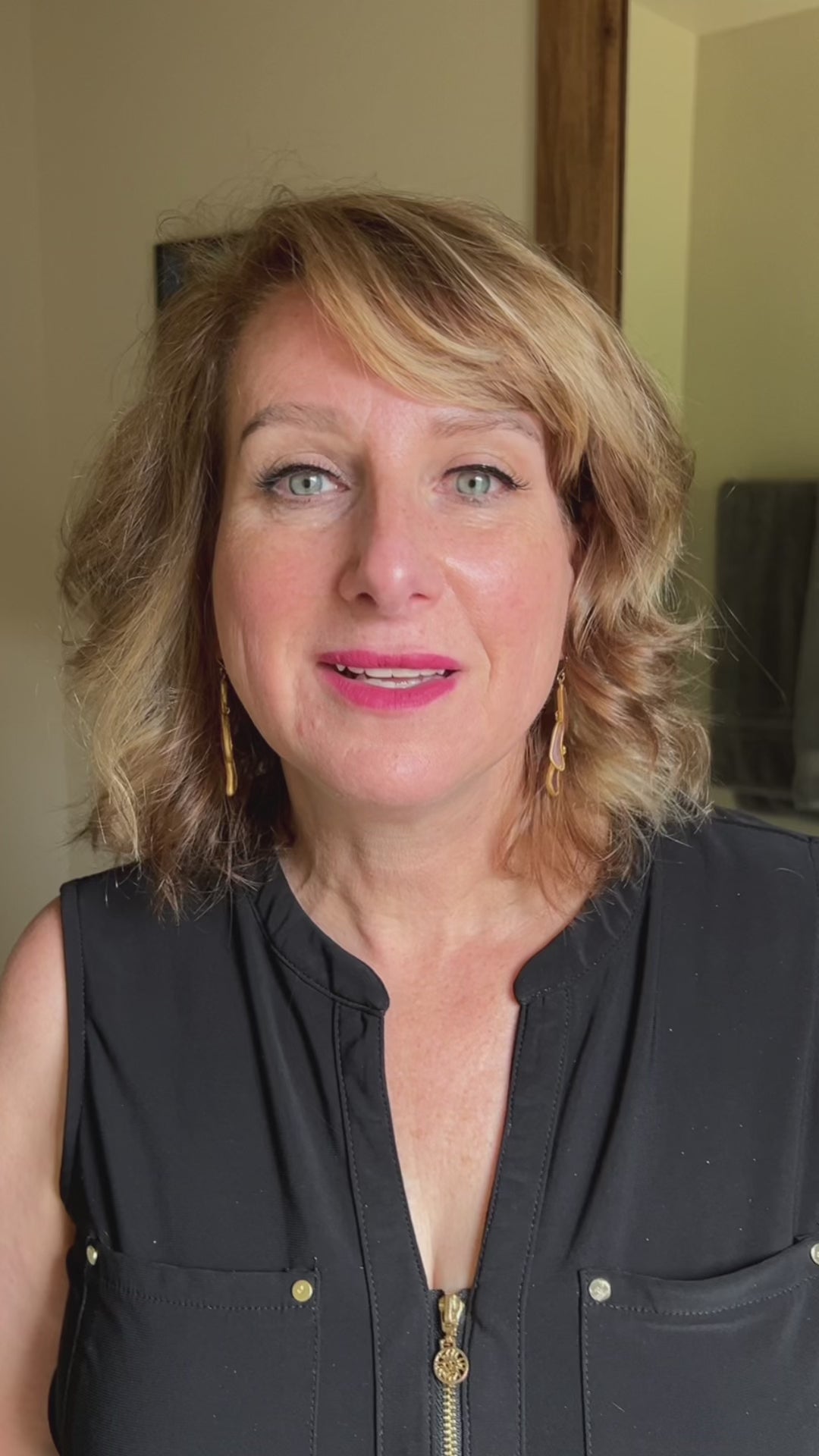 Person applying Renewify Serum in the morning skincare routine